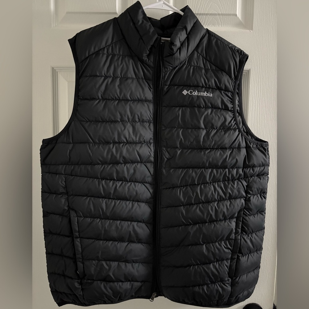 Columbia Men's Quilted Black Vest